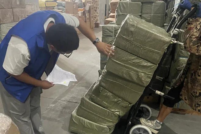 warehouse distribution companies
